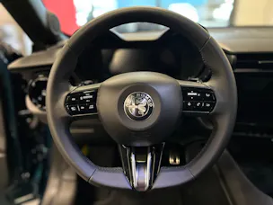 Alfa Romeo Junior 1.2 Ibrida Q4