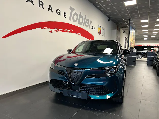 Alfa Romeo Junior 1.2 Ibrida Q4