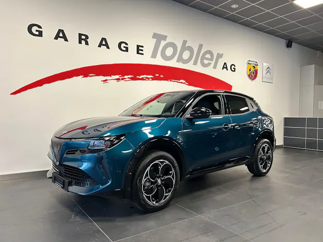 Alfa Romeo Junior 1.2 Ibrida Q4