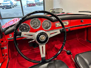 Alfa Romeo 1600 Spider