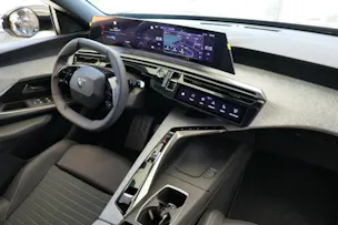 Peugeot 3008 73kWh Allure