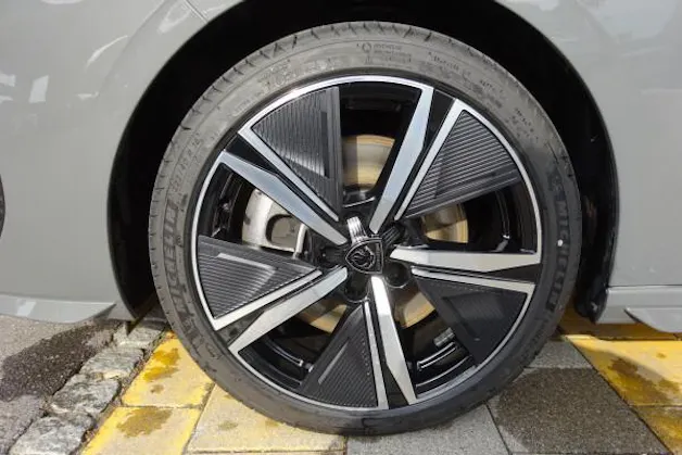 Peugeot 308 SW 1.6 PHEV 180 GT