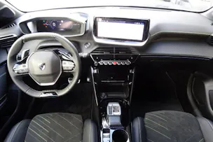 Peugeot 208 1.2 MHEV 110 GT