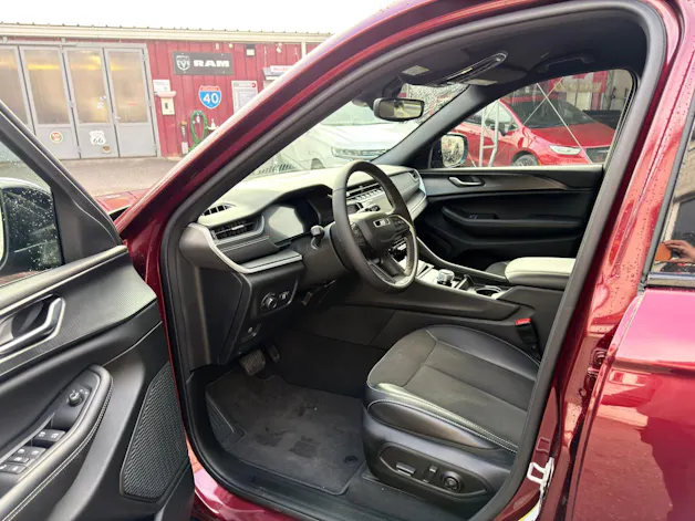 Jeep GRAND CHEROKEE 3.6-V6 4x4  5 Plätzer