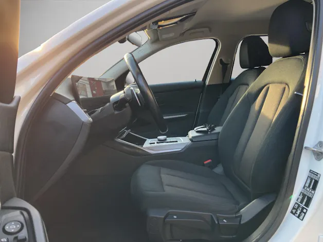 BMW 320d xDrive Touring