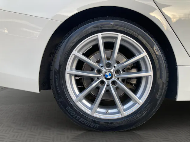 BMW 320d xDrive Touring