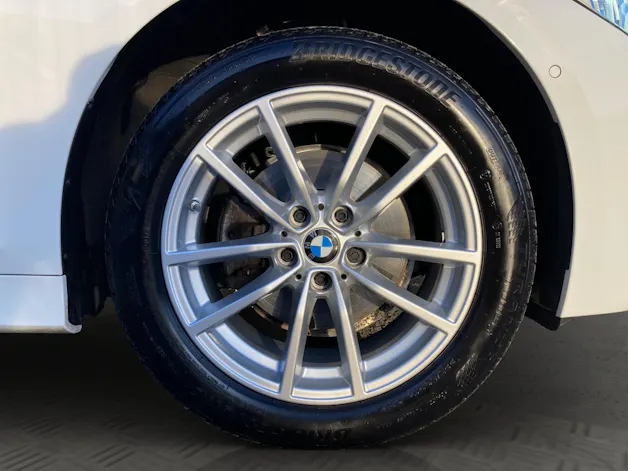 BMW 320d xDrive Touring