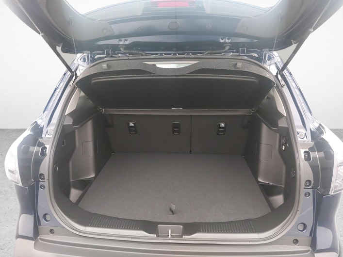 Vehicle image SUZUKI S-CROSS