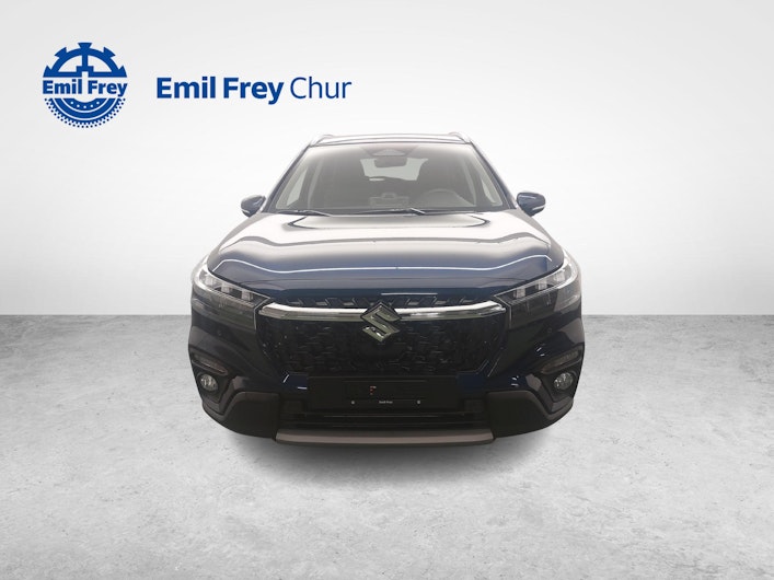 Vehicle image SUZUKI S-CROSS