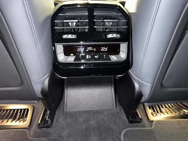 BMW iX xDrive50