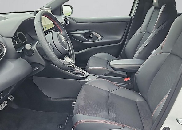 Vehicle image 8 Vehicle image 8