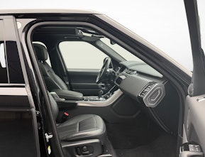 Vehicle image LAND ROVER Range Rover Sport 2.0 P400e HSE Dynamic