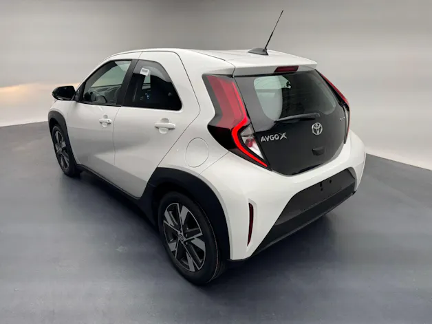 Toyota Aygo X 1.5 VVT-i HSD Comfort