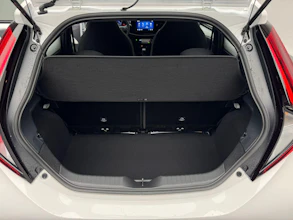 https://vehicle.imgix.net/4159144/4e3f918a-18b3-47f1-845d-e38b924ff252.jpg