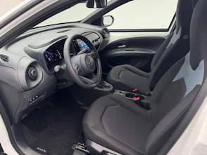 image du véhicule TOYOTA Aygo X 1.5 VVT-i HSD Comfort
