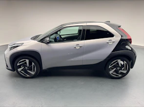 image du véhicule TOYOTA Aygo X 1.5 VVT-i HSD Style
