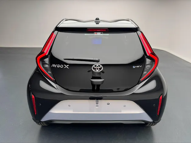 Toyota Aygo X 1.5 VVT-i HSD Style