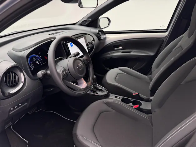 Toyota Aygo X 1.5 VVT-i HSD Style