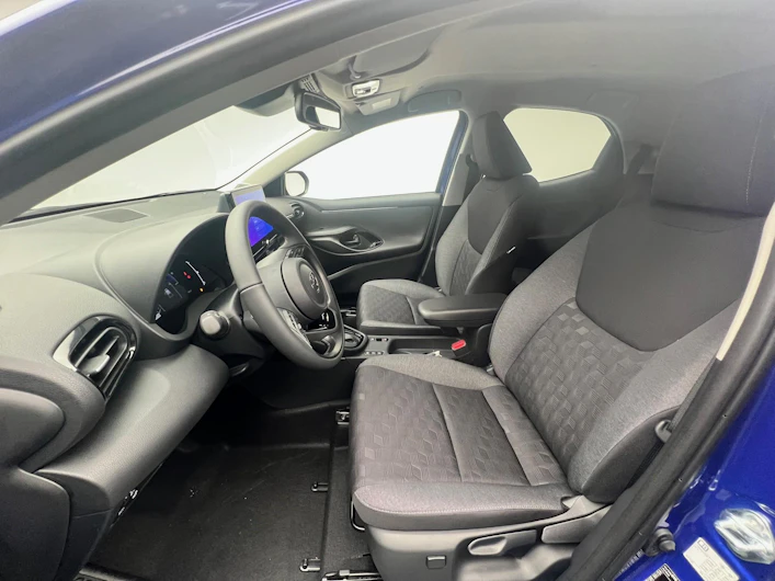 Fahrzeugbild TOYOTA YARIS