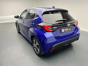 Fahrzeugbild TOYOTA Yaris 1.5 VVT-i HSD Trend