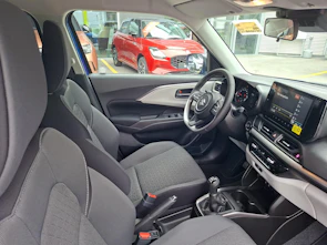 Fahrzeugbild SUZUKI Swift 1.2 Sakura Top Hybrid 4x4 / 1.99% Leasing
