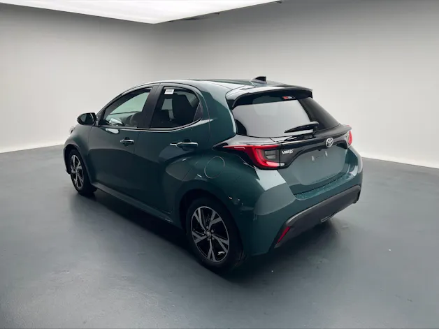 Toyota Yaris 1.5 VVT-i HSD Trend