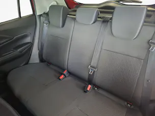 Suzuki Swift 1.2 Sakura Top Hybrid 4x4 / 1.99% Leasing mit Protect Versicherung