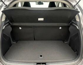 Fahrzeugbild TOYOTA Yaris 1.5 VVT-i HSD Trend