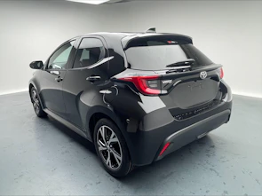 Fahrzeugbild TOYOTA Yaris 1.5 VVT-i HSD Trend