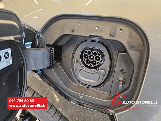 Vehicle image 5 Vehicle image 5