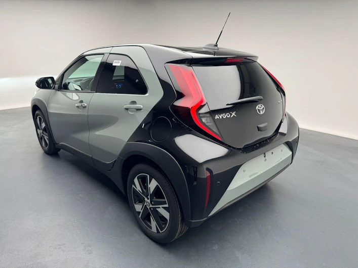 Fahrzeugbild TOYOTA AYGO X