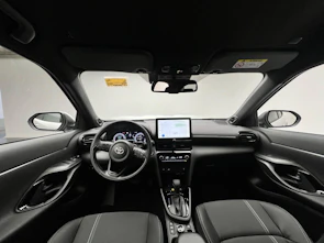 image du véhicule TOYOTA Yaris Cross 1.5 VVT-i HSD Premium AWD-i