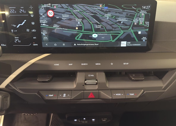 Vehicle image 6 Vehicle image 6