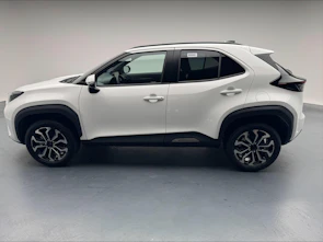 image du véhicule TOYOTA Yaris Cross 1.5 VVT-i HSD Trend AWD-i