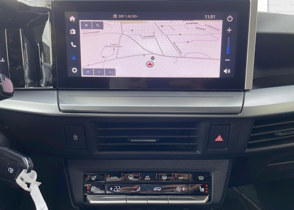 Vehicle image 5 Vehicle image 5