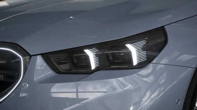 BMW M5 xDrive Touring
