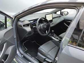 Fahrzeugbild TOYOTA Corolla Touring Sports 2.0 HSD Swiss Edition