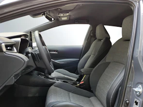 Fahrzeugbild TOYOTA Corolla Touring Sports 2.0 HSD Swiss Edition
