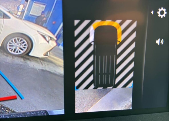 Vehicle image 13 Vehicle image 13