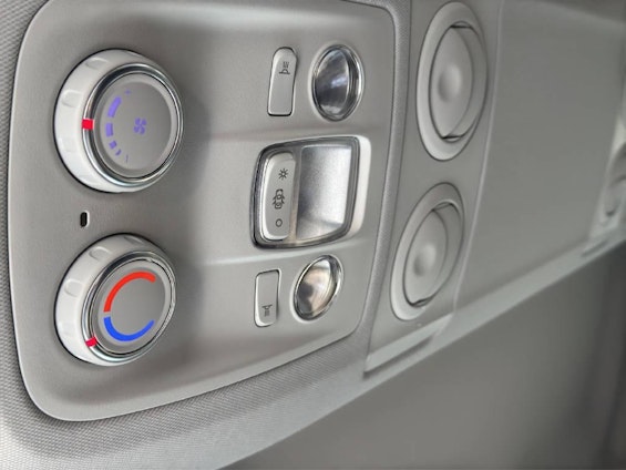 Vehicle image 11 Vehicle image 11