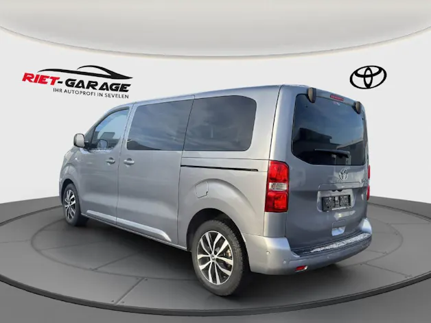 Toyota PROACE Verso L1 2.0 D Trend