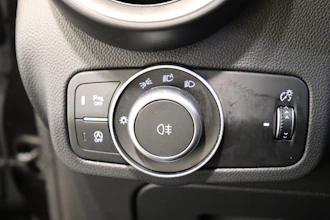 https://vehicle.imgix.net/4159408/ef8098b5-e04e-495b-9630-7387bc491486.JPG