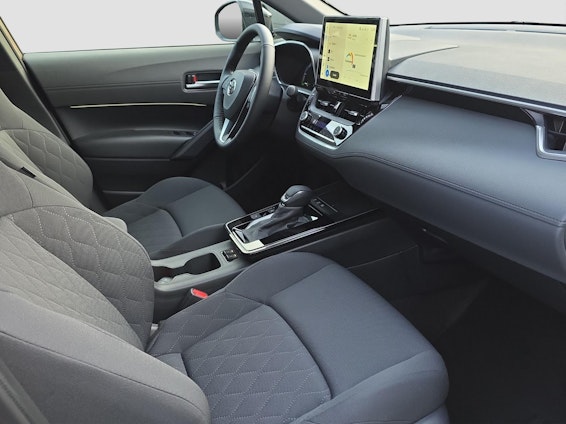 Vehicle image 18 Vehicle image 18