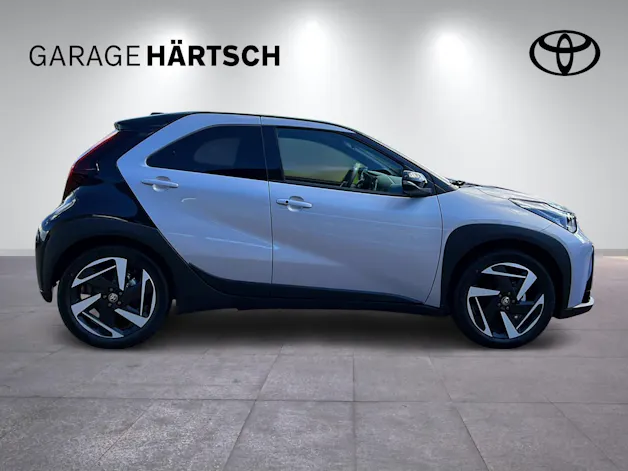 Toyota Aygo X 1.5 VVT-i HSD Style