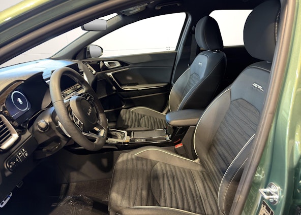 Vehicle image 7 Vehicle image 7