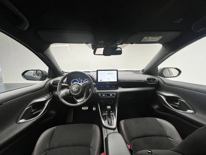 Fahrzeugbild TOYOTA YARIS