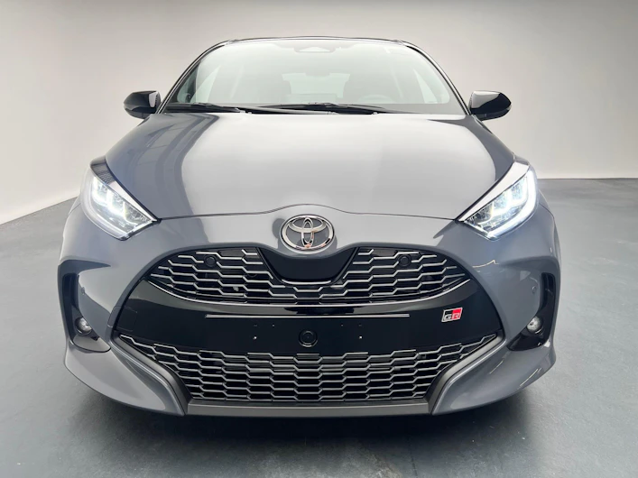 Fahrzeugbild TOYOTA YARIS