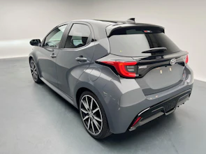 Fahrzeugbild TOYOTA Yaris 1.5 VVT-i HSD GR Sport