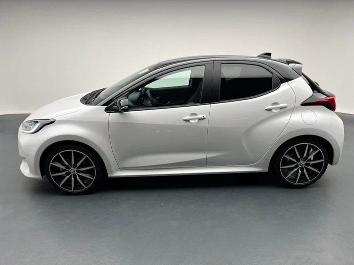 Fahrzeugbild TOYOTA YARIS