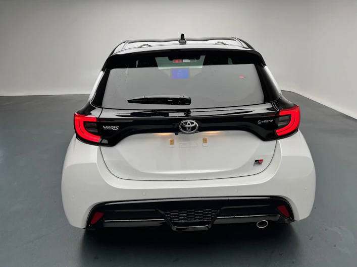 Fahrzeugbild TOYOTA YARIS